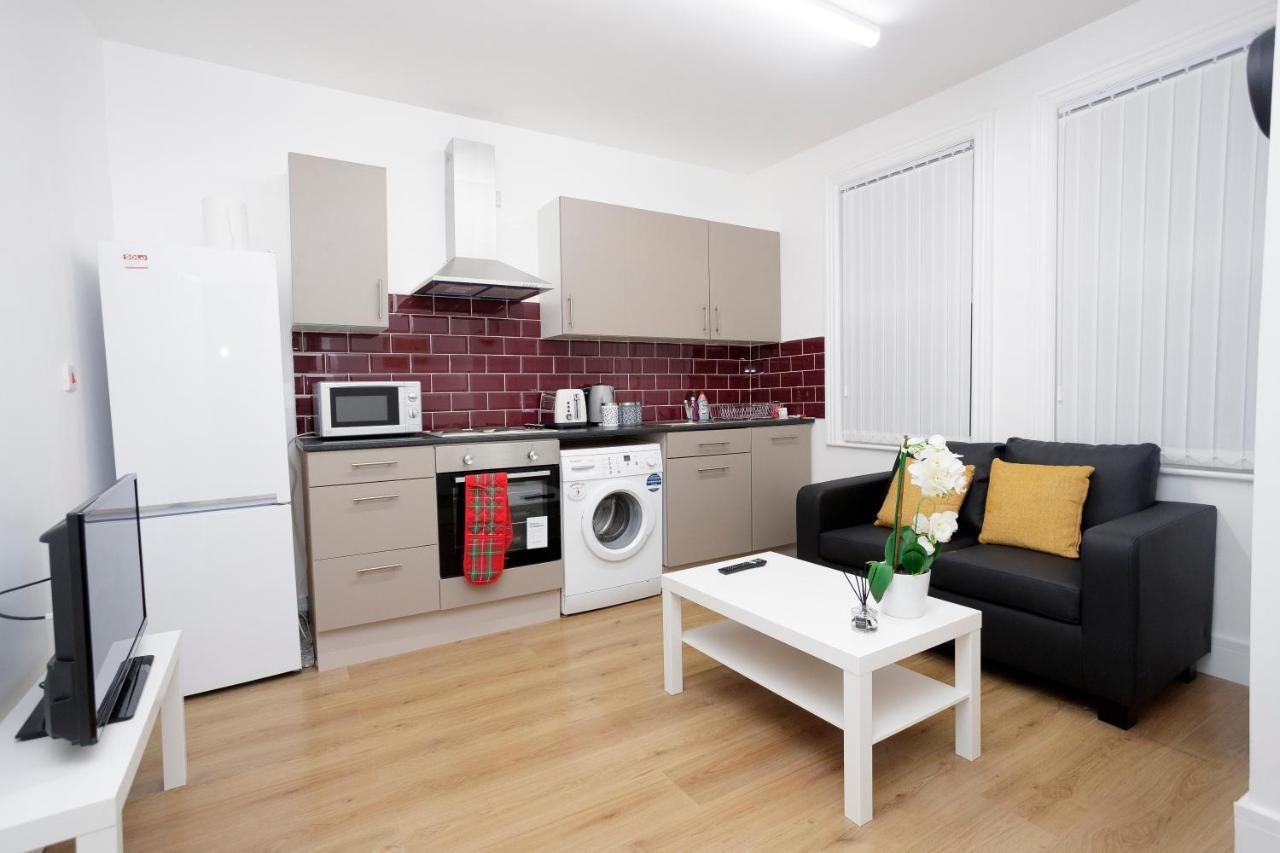 Kirkstall Serviced Apartments Leeds Leeds  Esterno foto