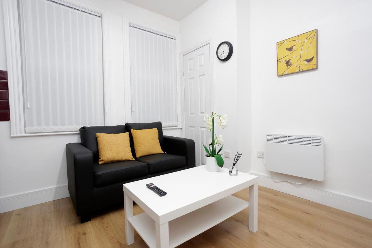 Kirkstall Serviced Apartments Leeds Leeds  Esterno foto